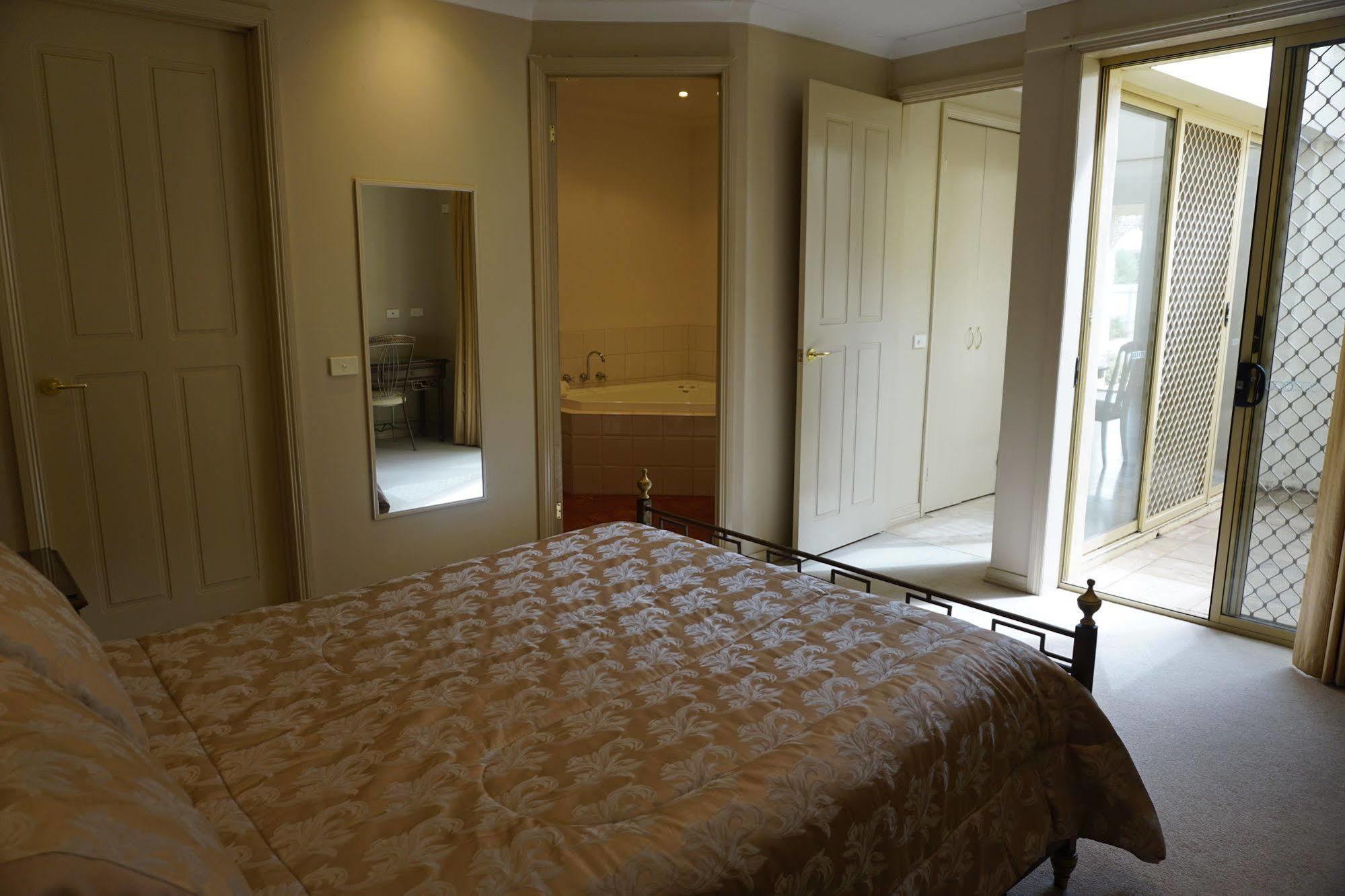Acacia Terraces Aparthotel Echuca Kültér fotó